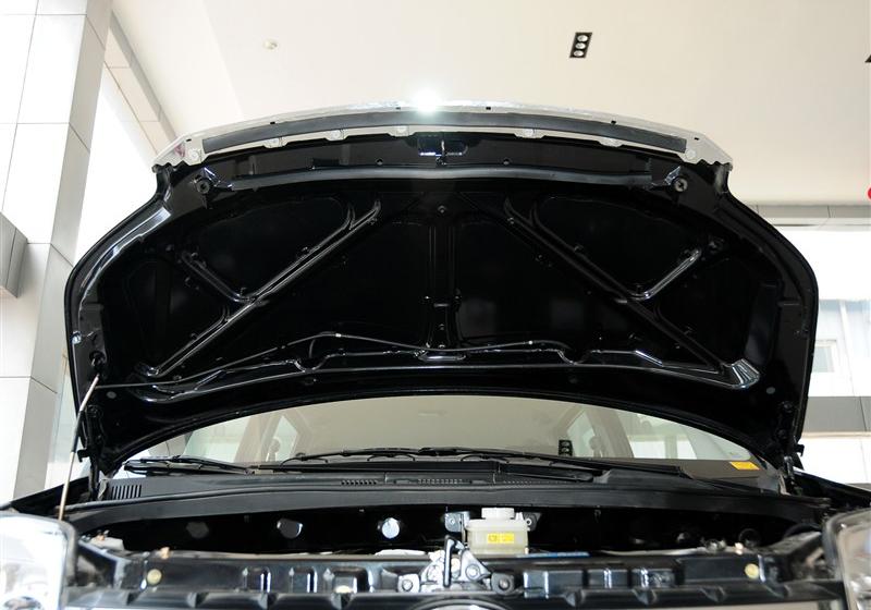 长城汽车 腾翼V80 2011款 2.0 自动标准型