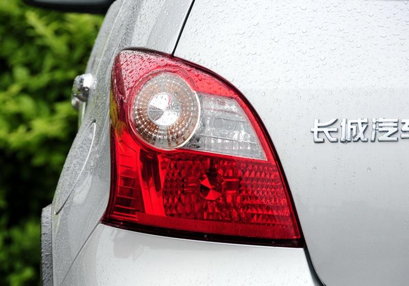 长城汽车 炫丽 2010款 CROSS 1.5L 冠军版