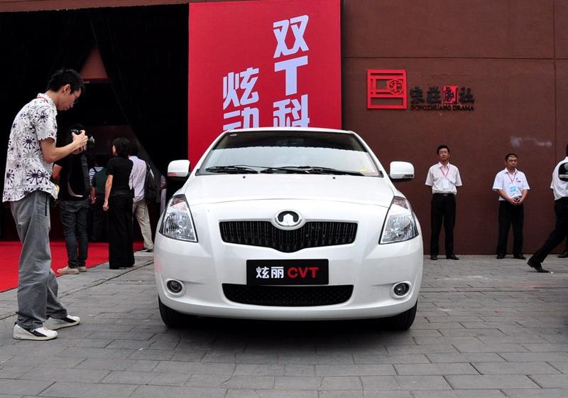 长城汽车 炫丽 2009款 1.5L CVT 天窗版VVT