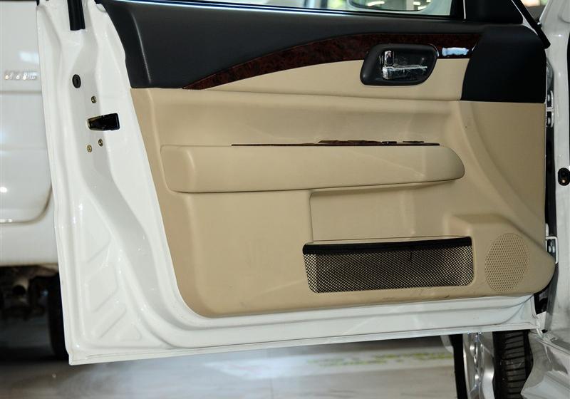 四川汽车 野马F10 2011款 1.5L 豪华型