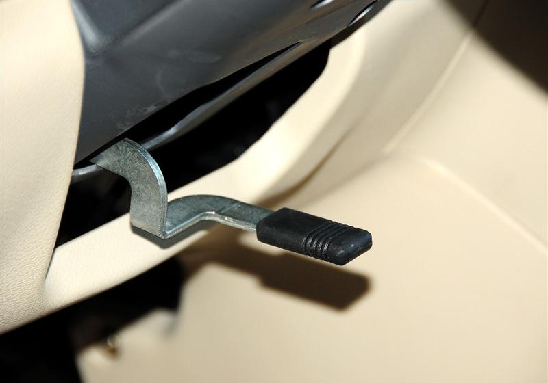 四川汽车 野马F10 2011款 1.5L 豪华型