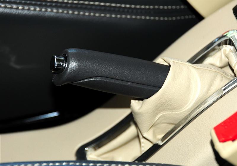四川汽车 野马F10 2011款 1.5L 豪华型