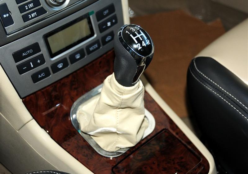 四川汽车 野马F10 2011款 1.5L 豪华型