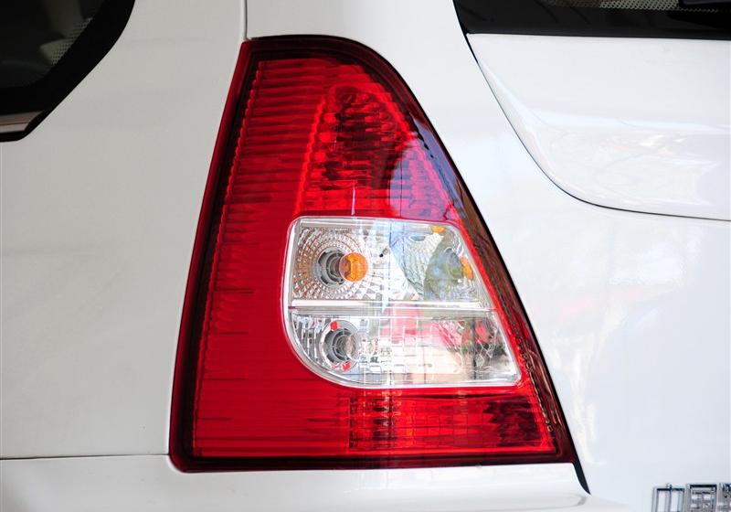 四川汽车 野马F10 2011款 1.5L 豪华型