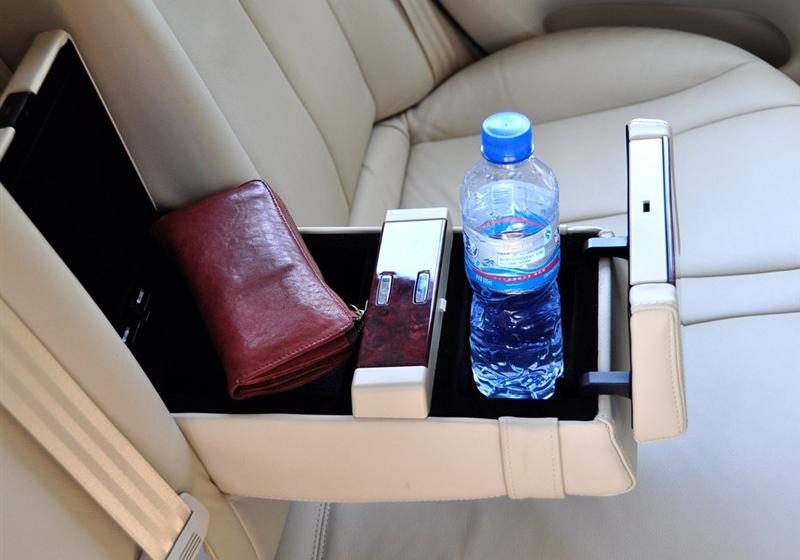 上海大众 Passat新领驭 2009款 1.8T 手动尊品型