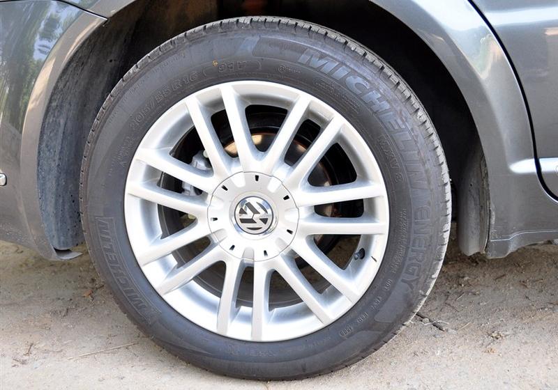 上海大众 Passat新领驭 2009款 1.8T 手动尊品型