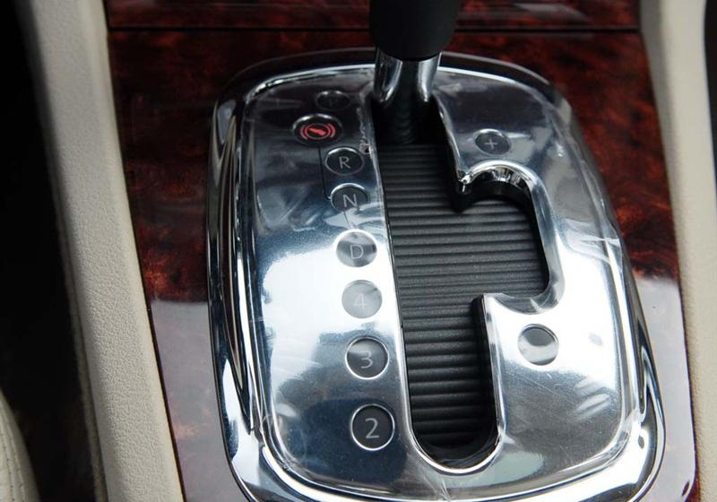 上海大众 Passat新领驭 2009款 1.8T 自动尊品型