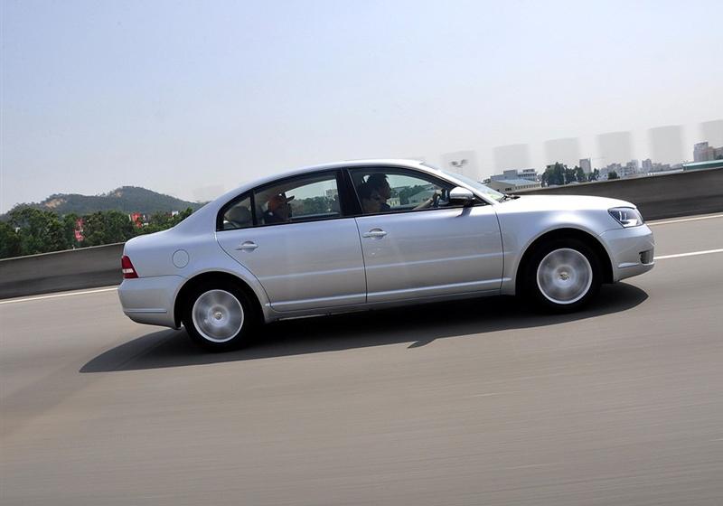 上海大众 Passat新领驭 2009款 1.8T 自动尊杰型