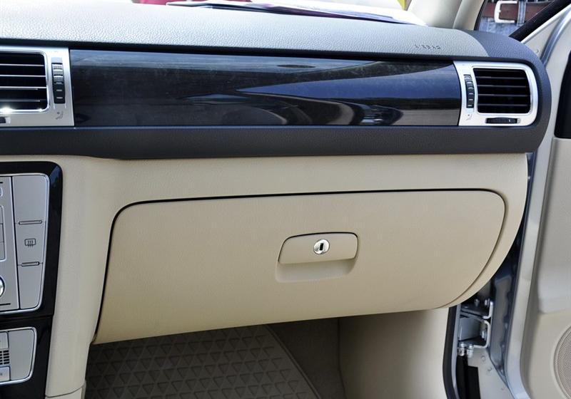 上海大众 Passat新领驭 2009款 2.8L V6 自动至尊型