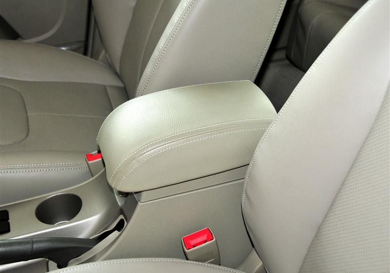 吉利汽车 帝豪EC7 2010款 1.8 CVT 天窗型