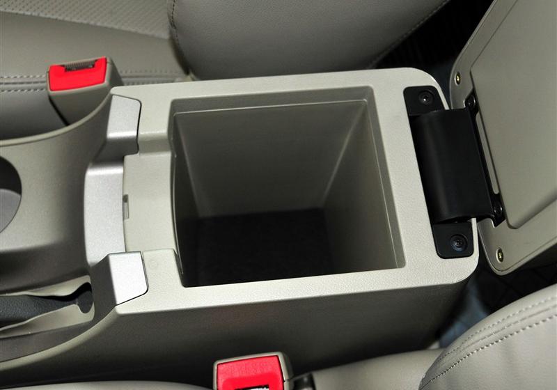 吉利汽车 帝豪EC7 2010款 1.8 CVT 天窗型
