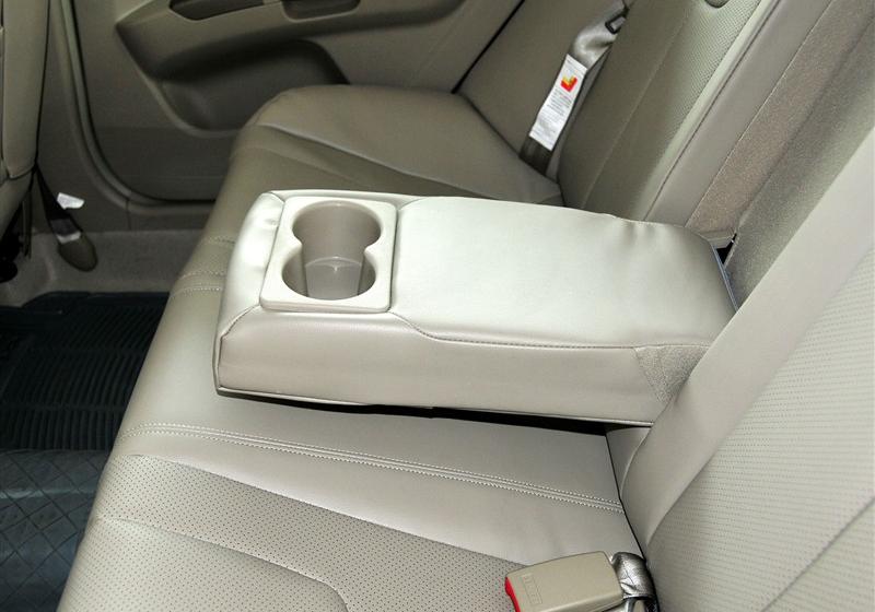 吉利汽车 帝豪EC7 2010款 1.8 CVT 天窗型
