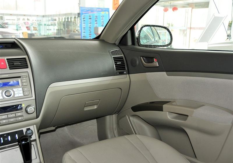 吉利汽车 帝豪EC7 2010款 1.8 CVT 天窗型