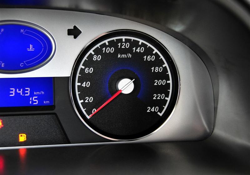 吉利汽车 帝豪EC7 2010款 1.8 CVT 天窗型