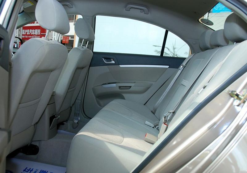 吉利汽车 帝豪EC7 2009款 1.8 MT舒适型