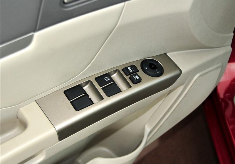 吉利汽车 帝豪EC7-RV 2010款 1.8 CVT 豪华型