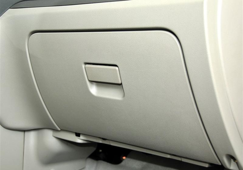 吉利汽车 帝豪EC7-RV 2010款 1.8 CVT 豪华型