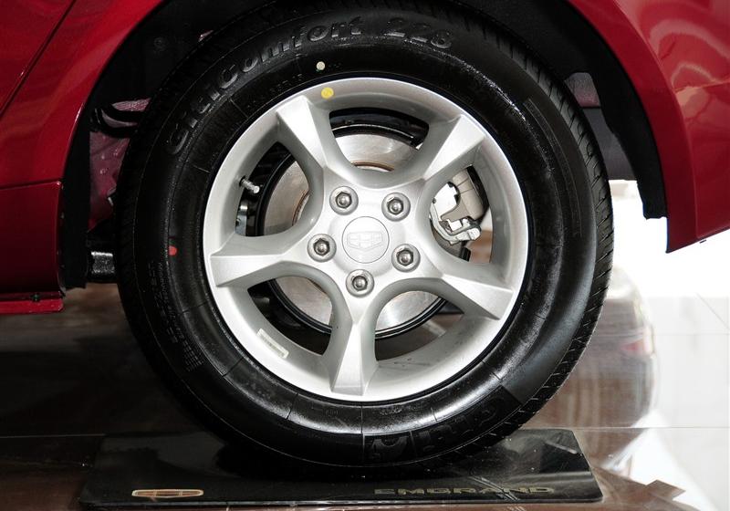 吉利汽车 帝豪EC7-RV 2010款 1.8 CVT 豪华型
