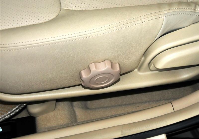 吉利汽车 帝豪EC8 2011款 2.0L 手动舒适版