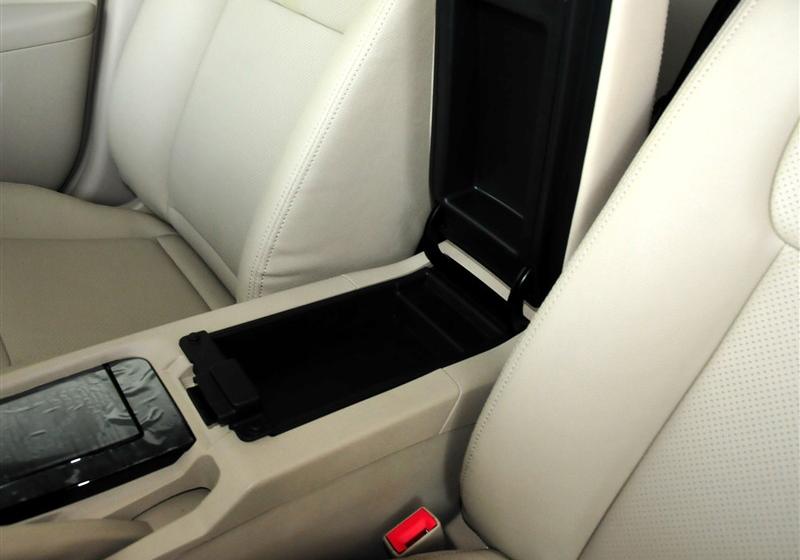 吉利汽车 帝豪EC8 2011款 2.0L 手动舒适版