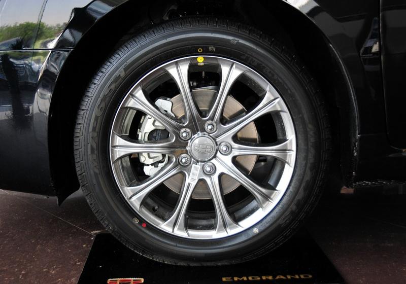 吉利汽车 帝豪EC8 2011款 2.0L 手动舒适版
