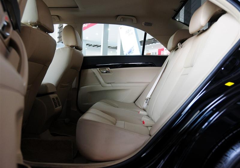 吉利汽车 帝豪EC8 2011款 2.0L 自动舒适版