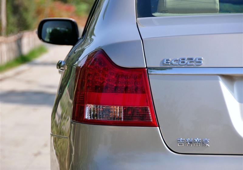 吉利汽车 帝豪EC8 2011款 2.4L 自动行政版
