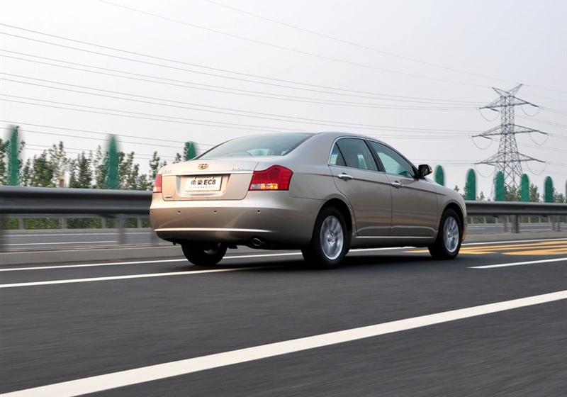 吉利汽车 帝豪EC8 2011款 2.4L 自动行政版