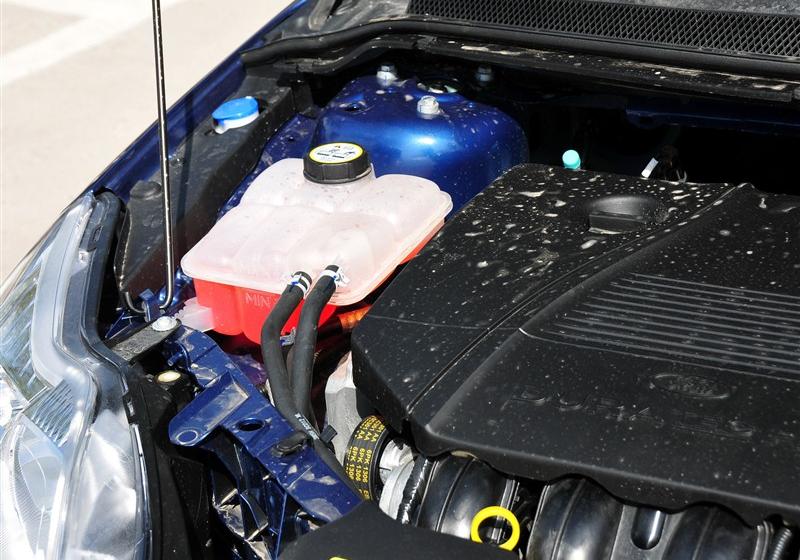长安福特 福克斯 2011款 1.8 MT舒适型