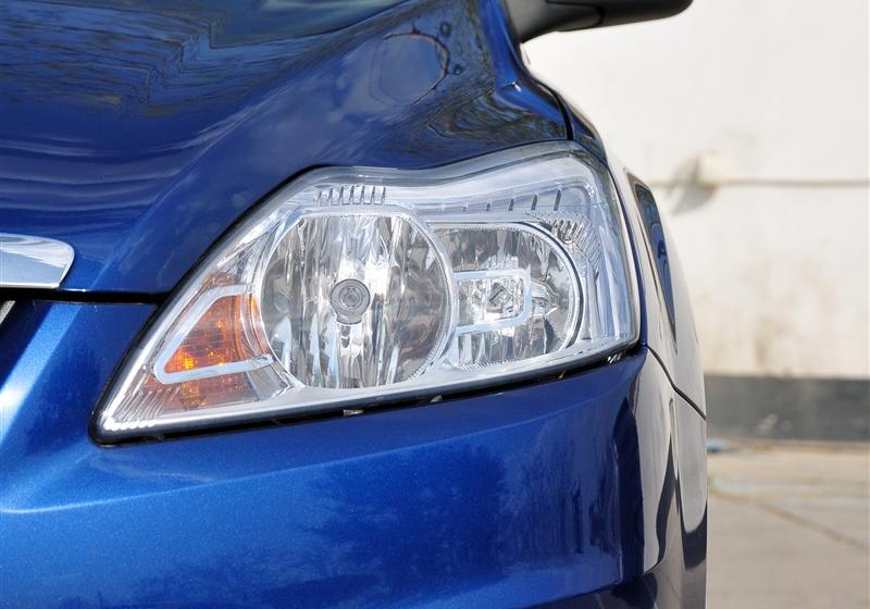长安福特 福克斯 2011款 1.8 MT舒适型