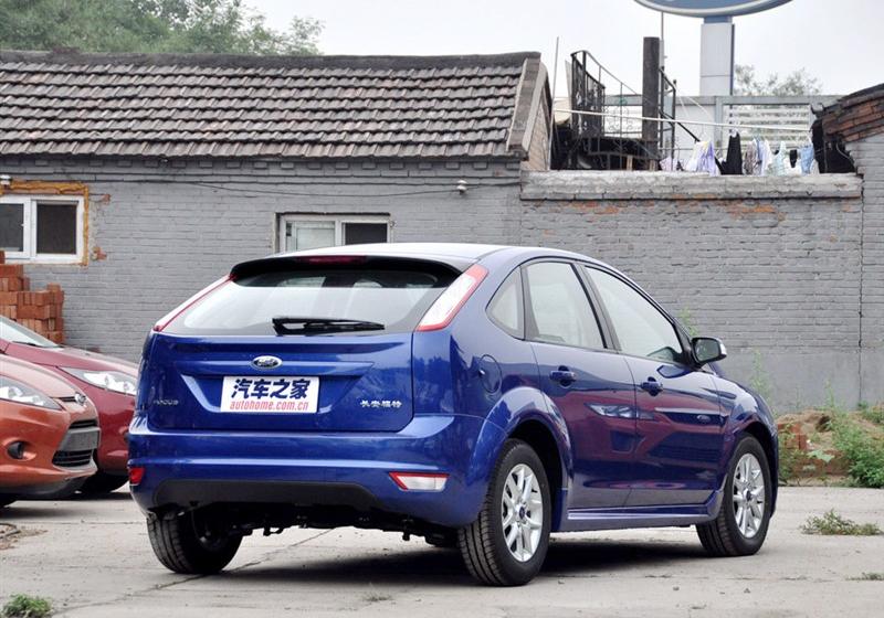 长安福特 福克斯 2011款 两厢1.8 MT舒适型