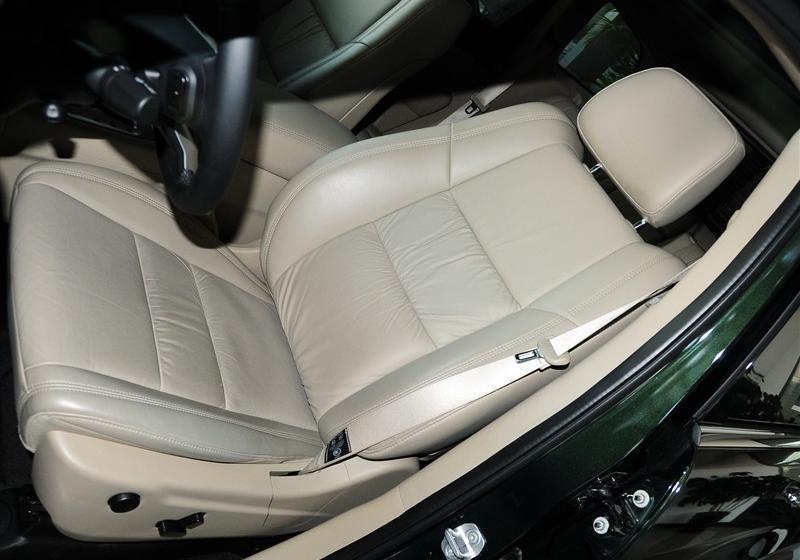 Jeep吉普 大切诺基(进口) 2011款 3.6 豪华导航版