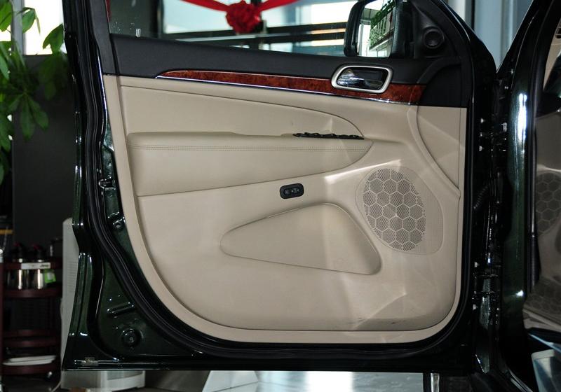 Jeep吉普 大切诺基(进口) 2011款 3.6 豪华导航版