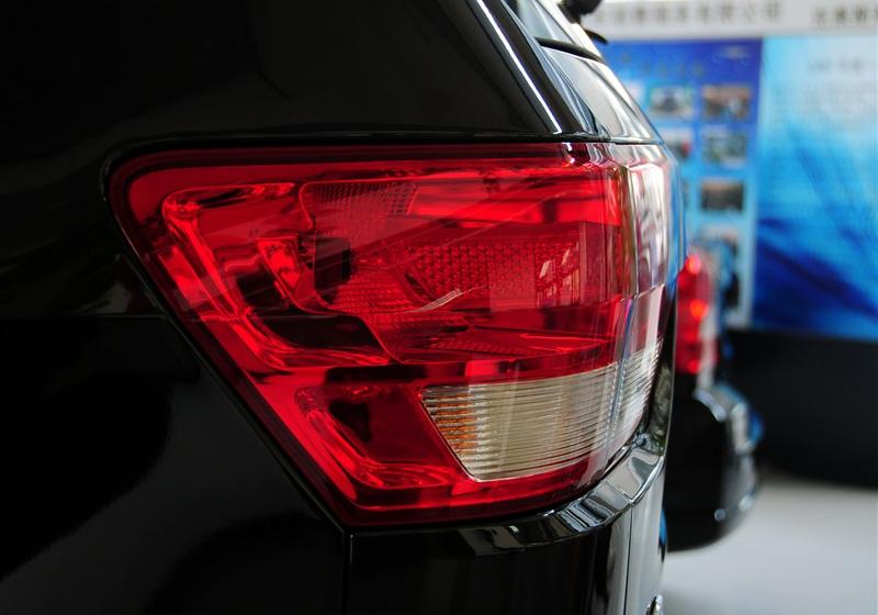 Jeep吉普 大切诺基(进口) 2011款 3.6 豪华导航版