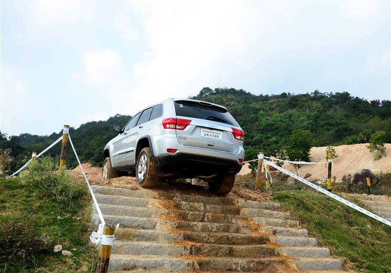 Jeep吉普 大切诺基(进口) 2011款 3.6 豪华导航版