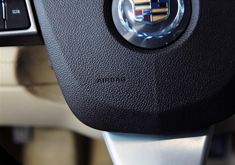 通用凯迪拉克 SLS赛威 2011款 2.0T 精英型