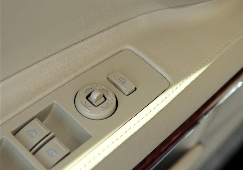 通用凯迪拉克 SLS赛威 2011款 2.0T 豪华型