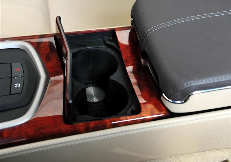 通用凯迪拉克 SLS赛威 2011款 2.0T 豪华型