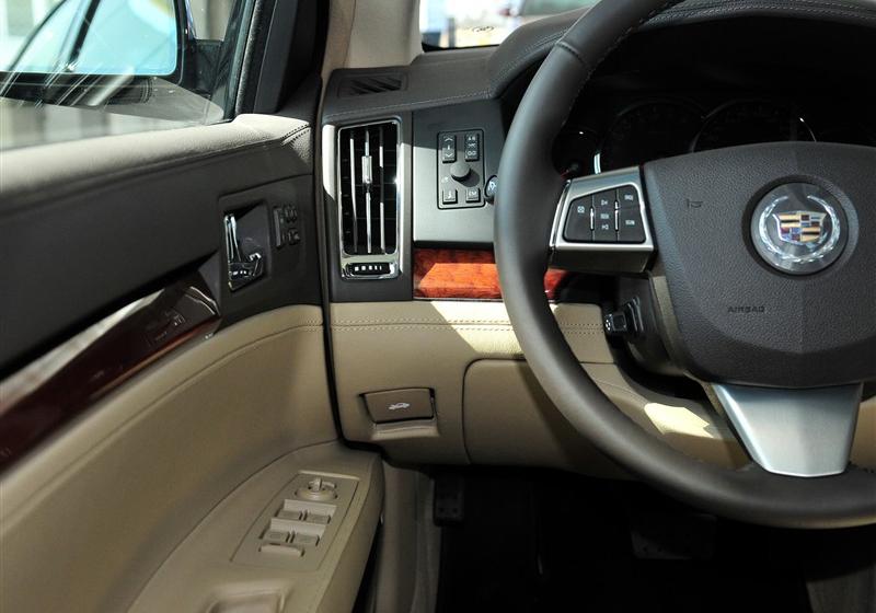 通用凯迪拉克 SLS赛威 2011款 2.0T 豪华型