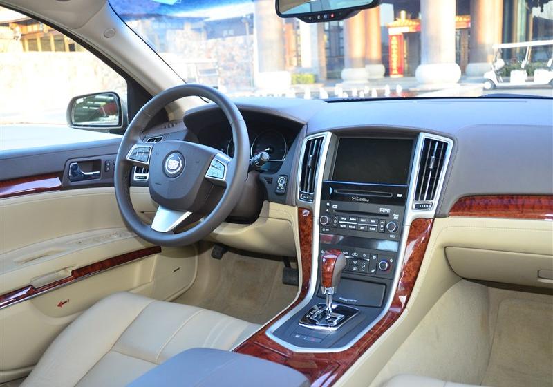 通用凯迪拉克 SLS赛威 2011款 2.0T 行政版
