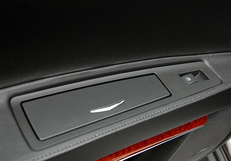 通用凯迪拉克 SLS赛威 2010款 3.0L 豪华型