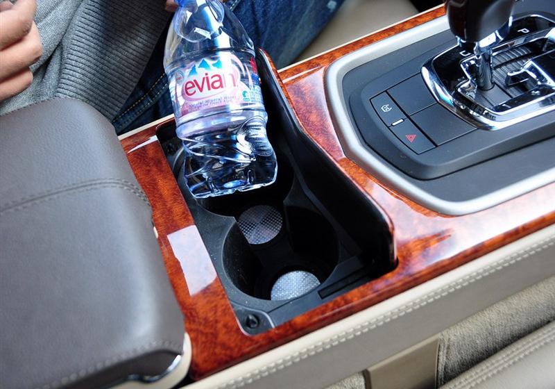 通用凯迪拉克 SLS赛威 2010款 3.6L 旗舰型
