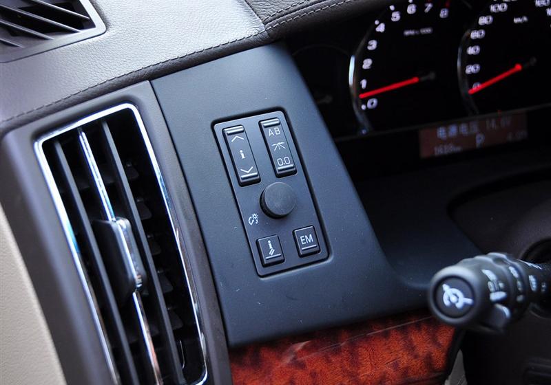 通用凯迪拉克 SLS赛威 2010款 3.6L 旗舰型