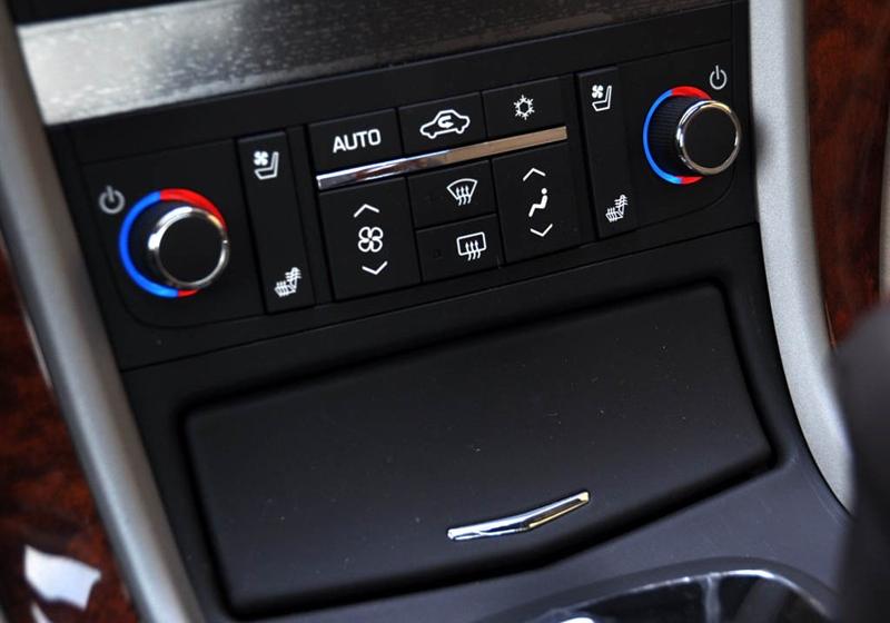 通用凯迪拉克 SLS赛威 2010款 3.6L 旗舰型