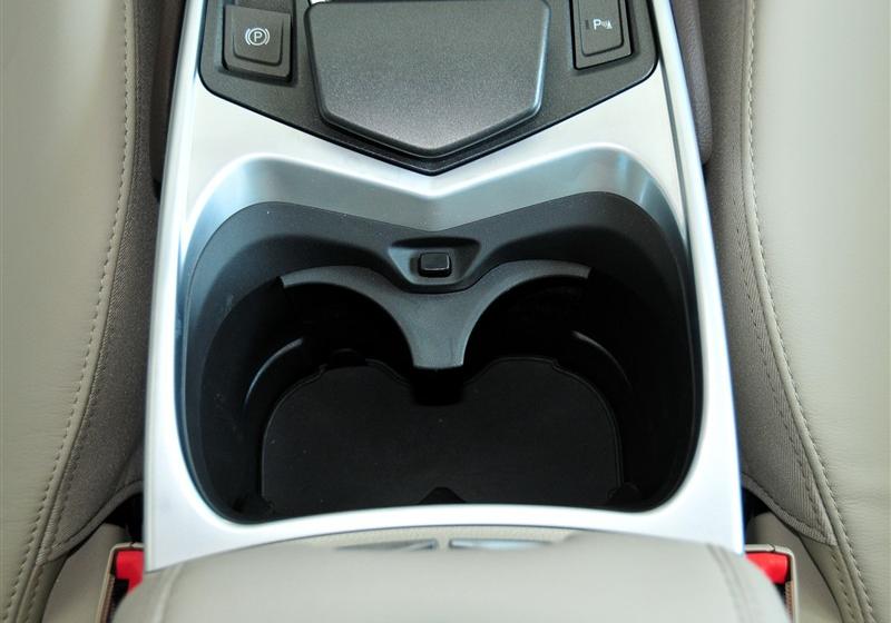 凯迪拉克(进口) 凯迪拉克SRX 2011款 3.0L 豪华版