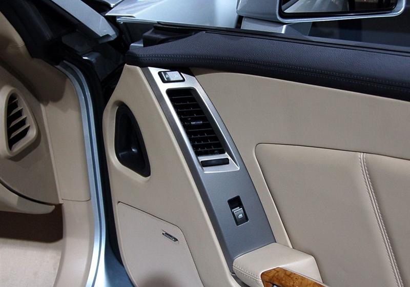 凯迪拉克(进口) 凯迪拉克XLR 2008款 4.6L