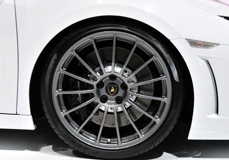 兰博基尼 Gallardo 2011款 5.2 LP560-4 Bicolore