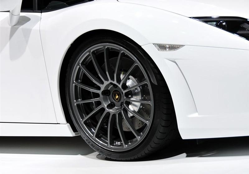 兰博基尼 Gallardo 2011款 5.2 LP560-4 Bicolore