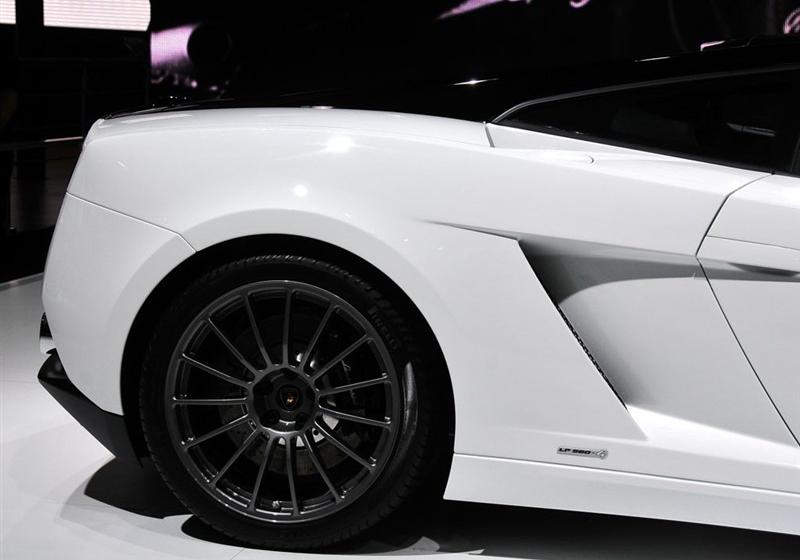兰博基尼 Gallardo 2011款 5.2 LP560-4 Bicolore
