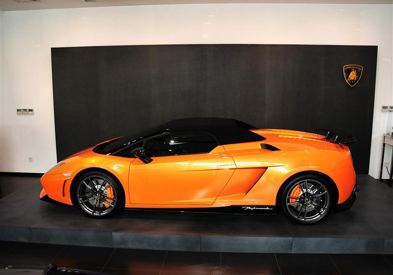兰博基尼 Gallardo 2011款 LP570-4 Spyder Performante